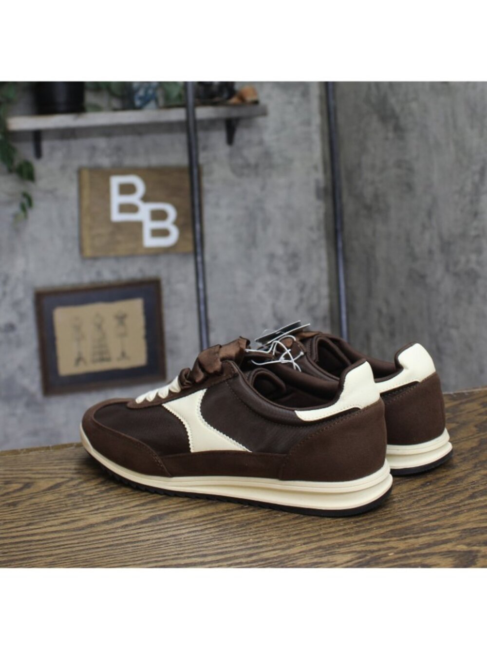 NWT Universal Thread Skyler Jogger Sneakers Low Top Double Lace Brown Multi 9M - Picture 3 of 10